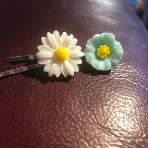 Flower hair Bobby pins